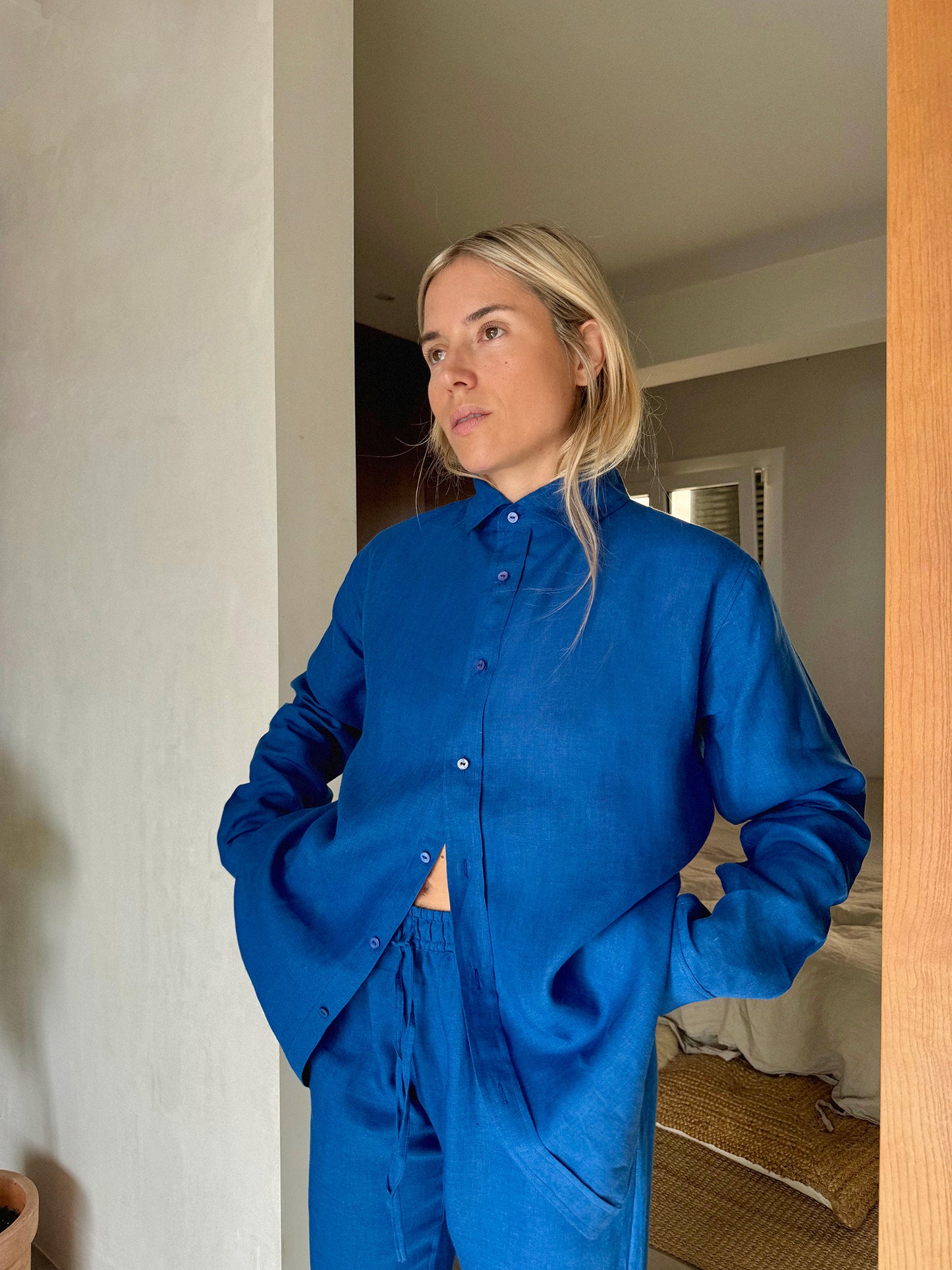 BELGIUM Boyfriendshirt royalblue fine Belgium Linen - A Peace of Ibiza® Collection Blouse