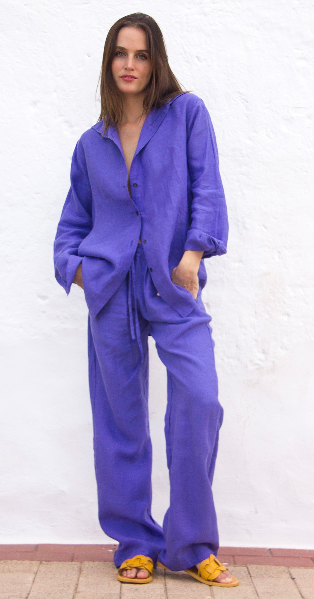 BELGIUM Boyfriendshirt Linen Blue Iris - A Peace of Ibiza® Collection Blouse