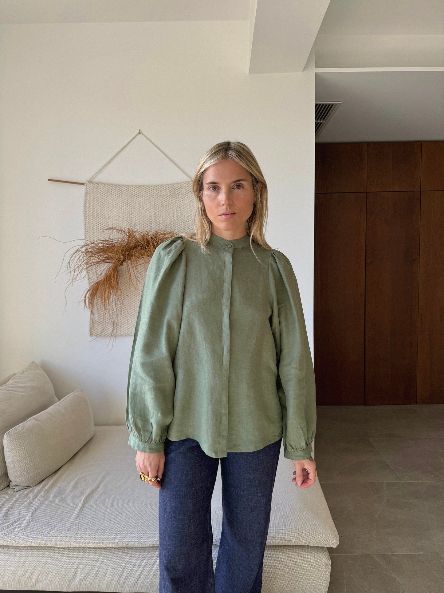 LOUISA Blouse linen khaki green - A Peace of Ibiza® Collection